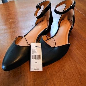 Lane Bryant Size 9w Black Ankle Strap Shoes
